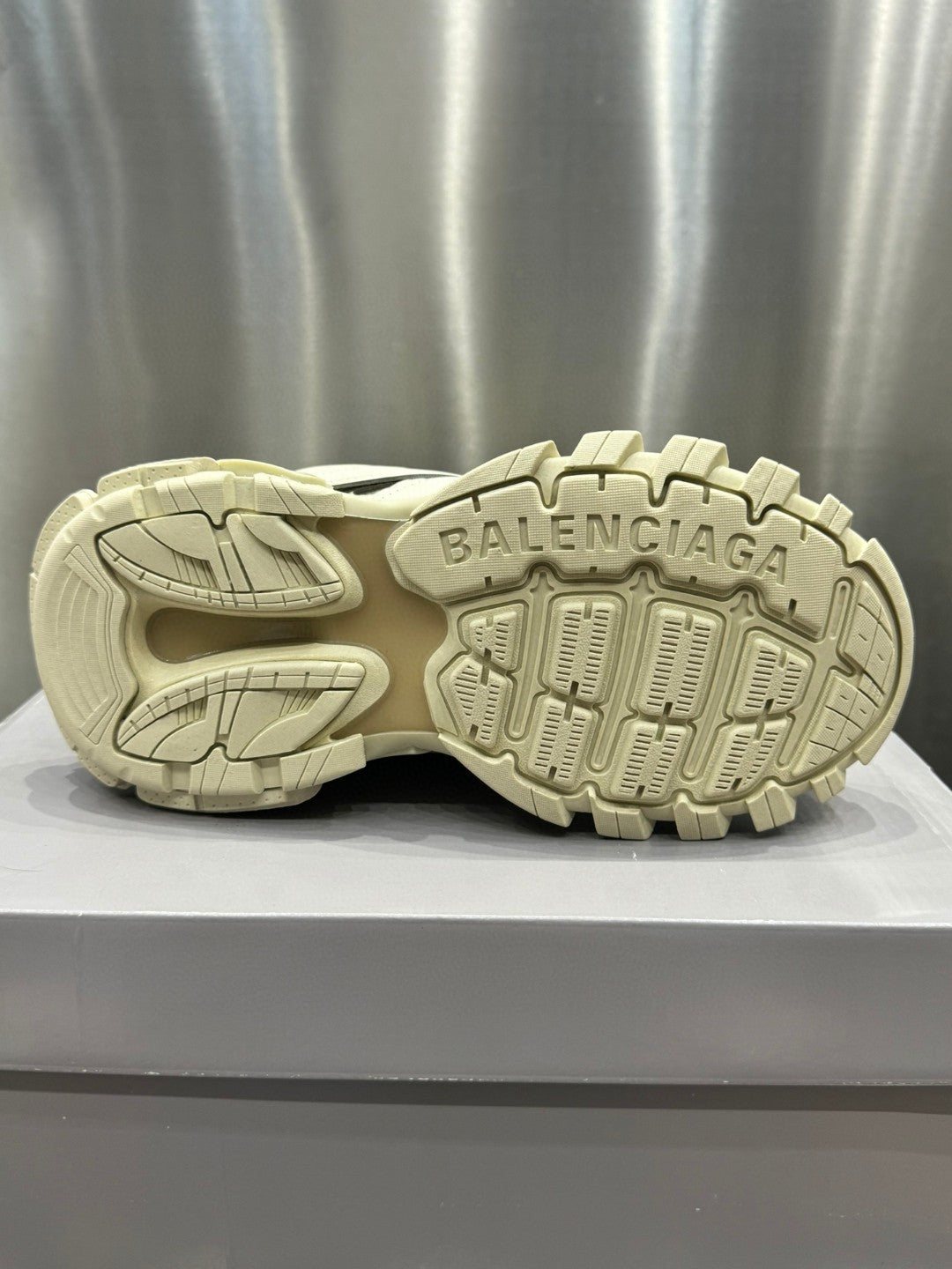 Balenciaga Track - STORM OFFICIAL STORE