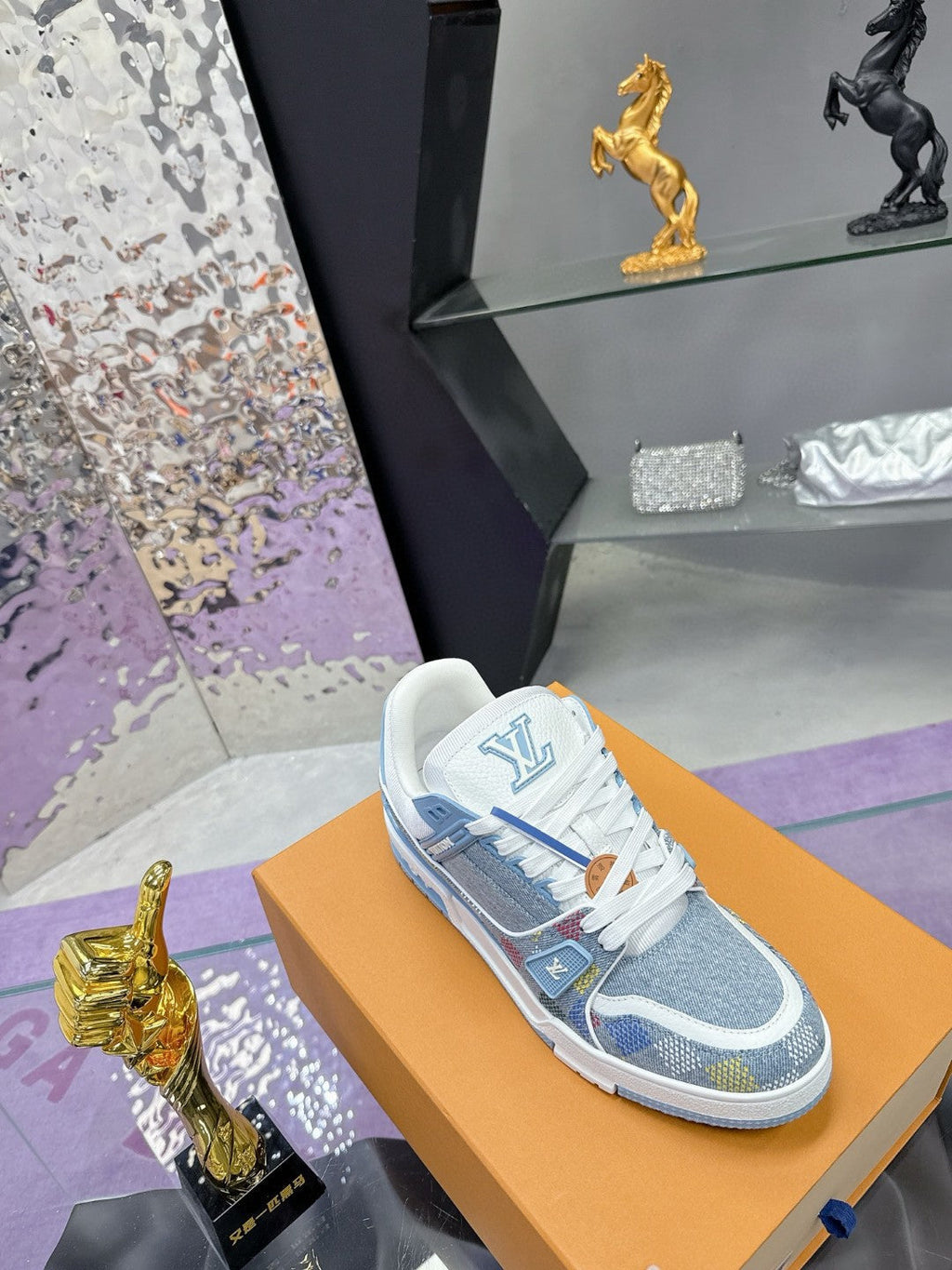 Louis Vuitton Trainer - STORM OFFICIAL STORE