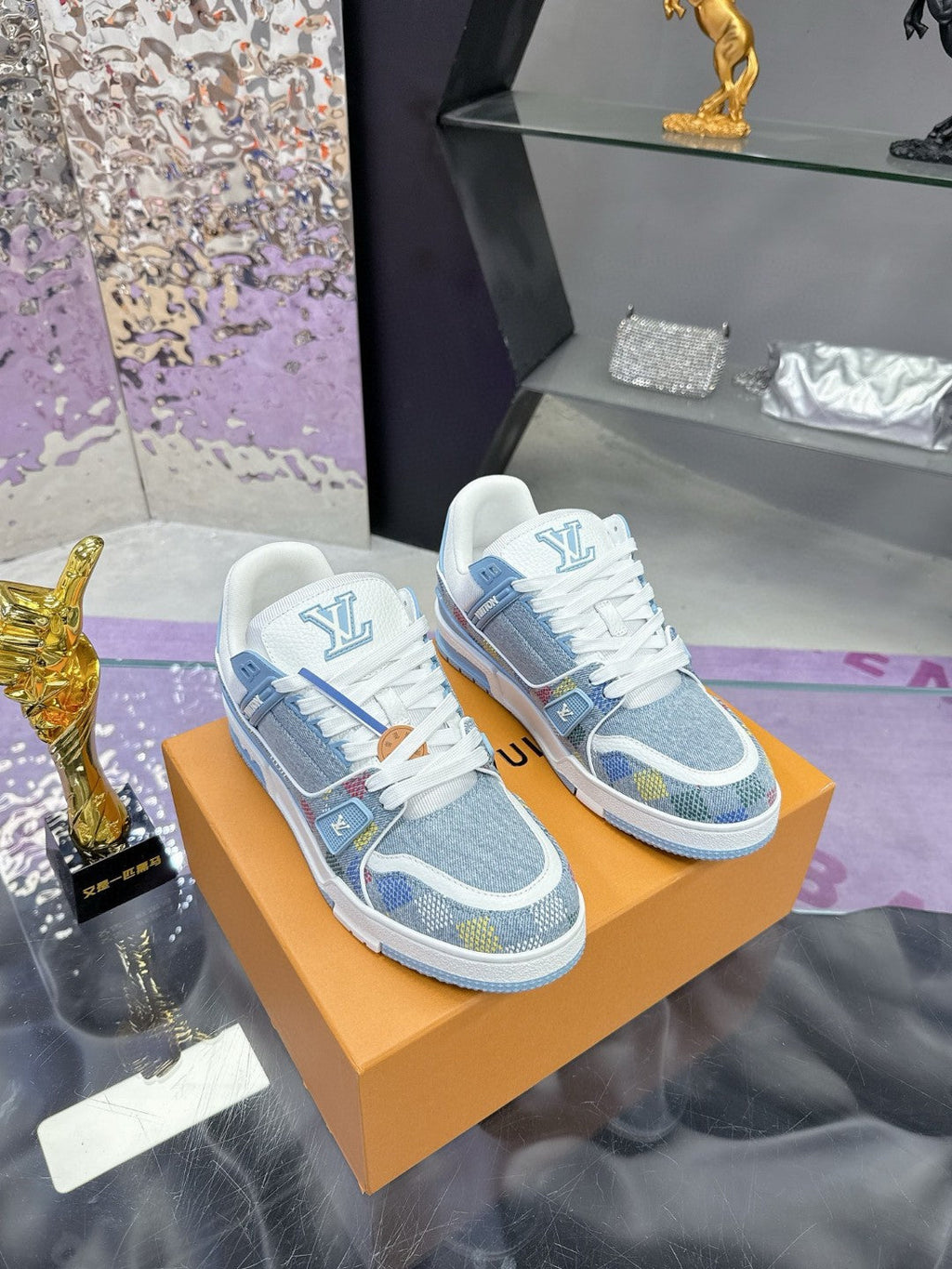 Louis Vuitton Trainer - STORM OFFICIAL STORE