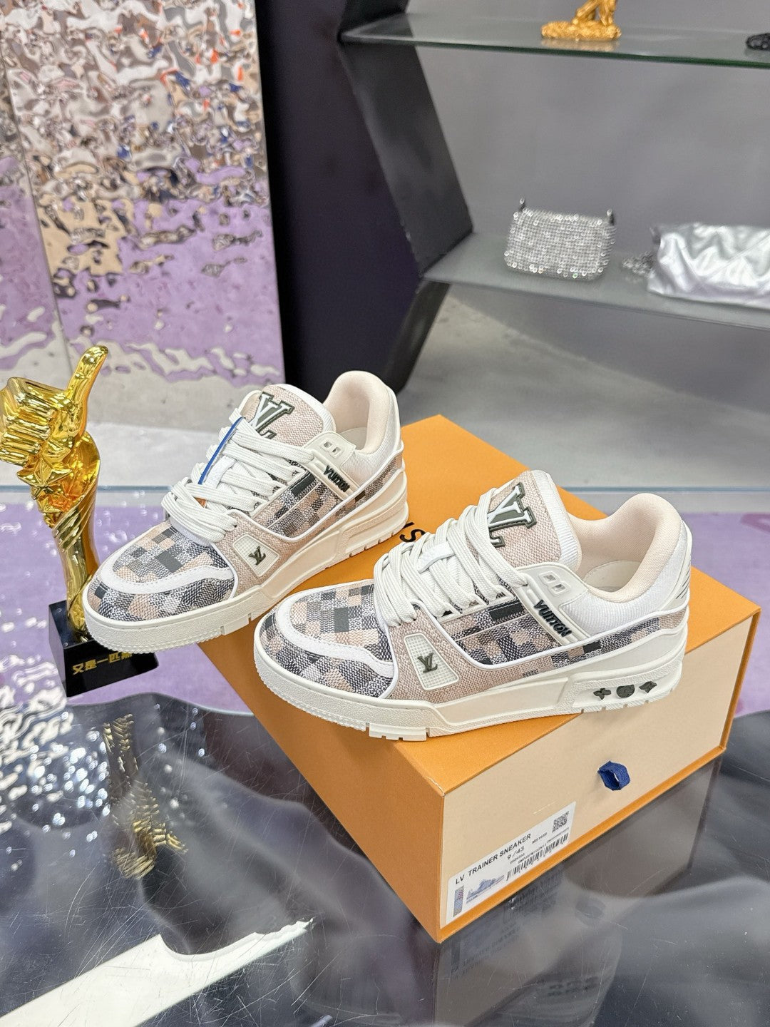 Louis Vuitton Trainer - STORM OFFICIAL STORE