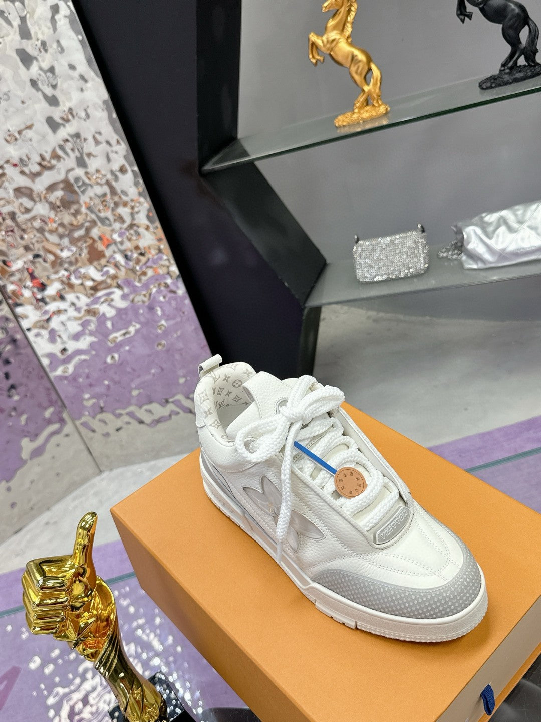 Louis Vuitton Trainer - STORM OFFICIAL STORE