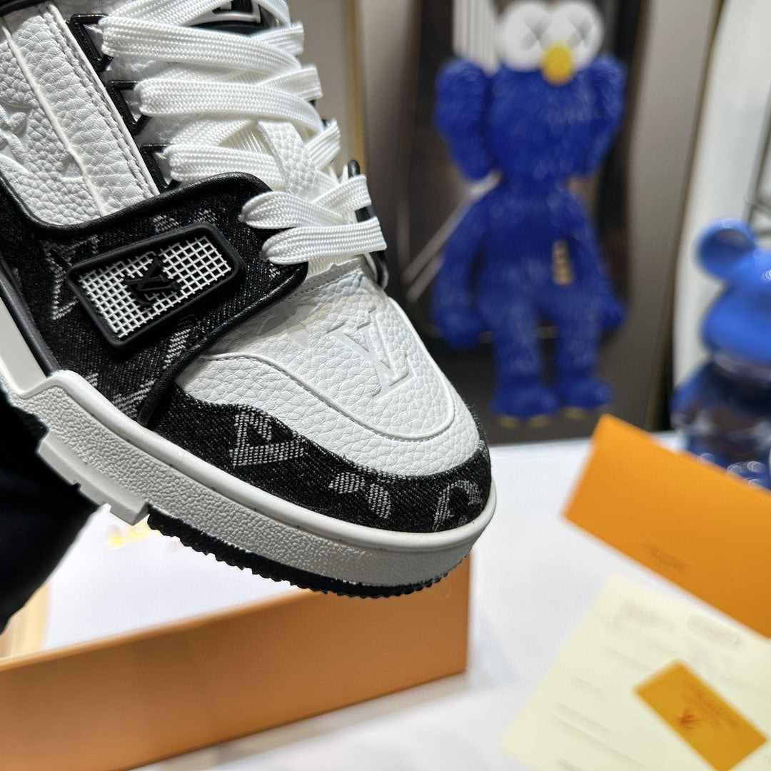 Louis Vuitton Trainer - STORM OFFICIAL STORE