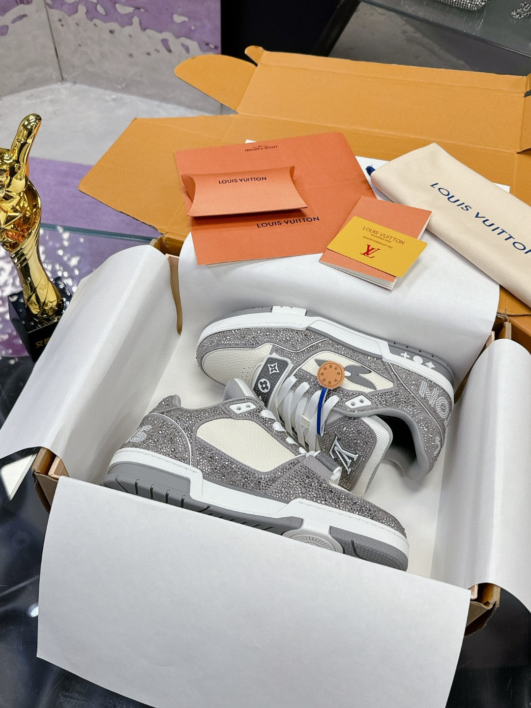 Louis Vuitton Trainer - STORM OFFICIAL STORE