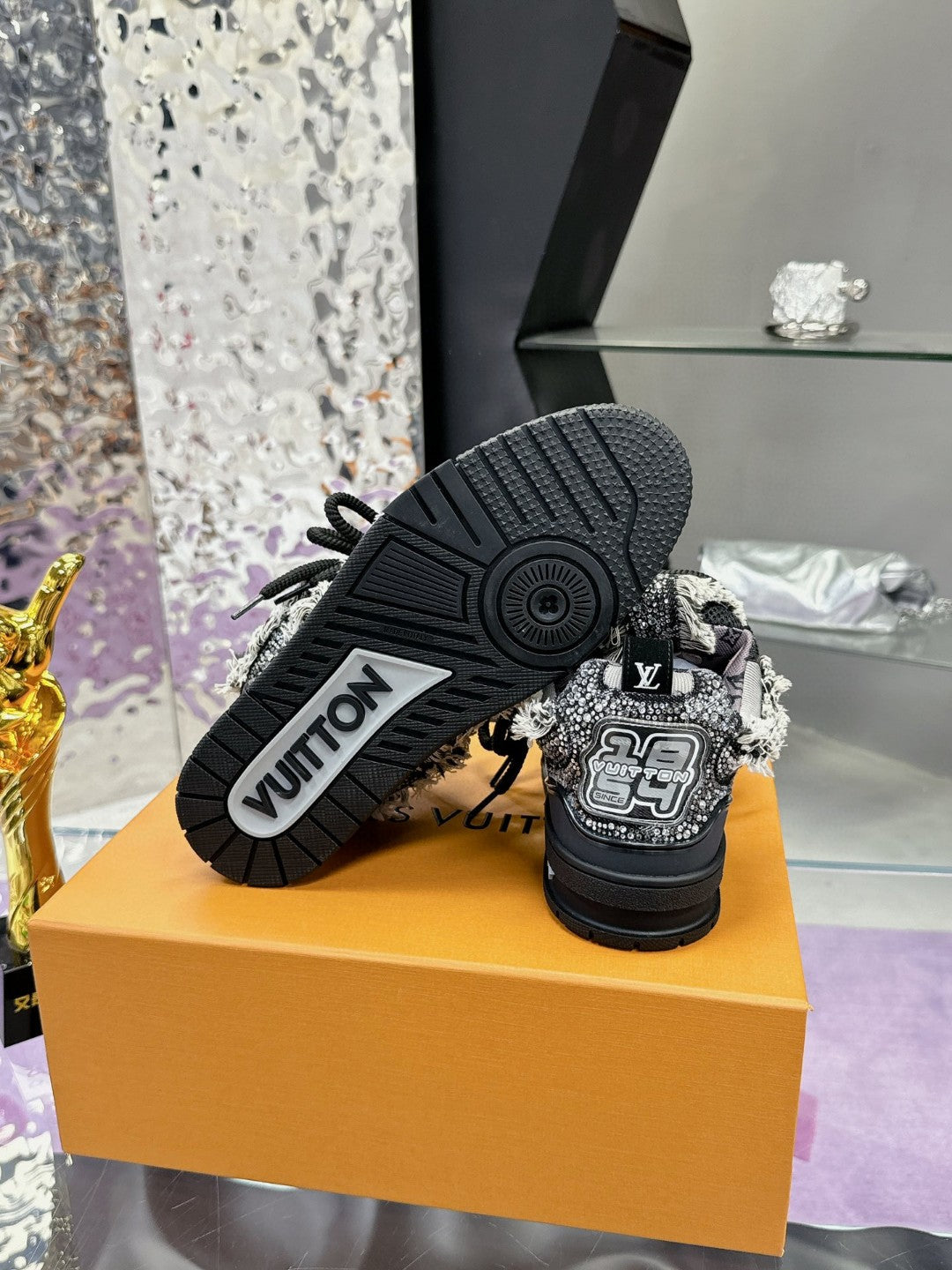 Louis Vuitton Skate x Swarovski - STORM OFFICIAL STORE