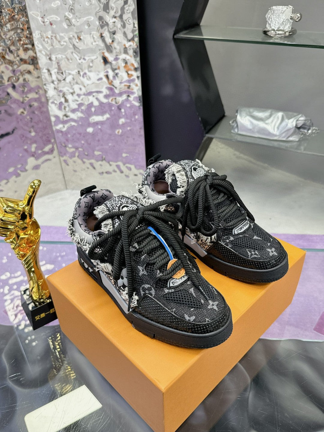 Louis Vuitton Skate x Swarovski - STORM OFFICIAL STORE