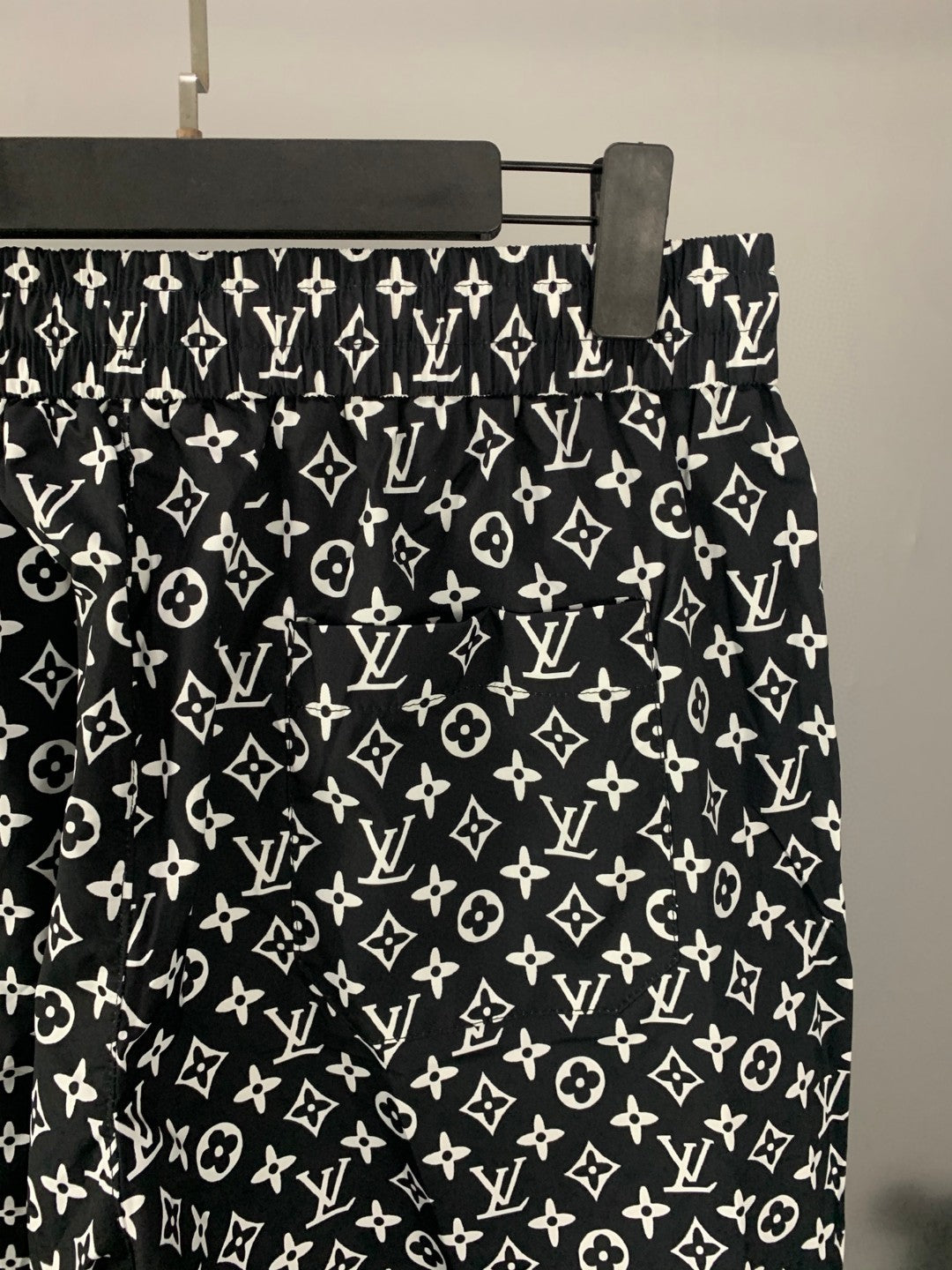 Pantaloncino Louis Vuitton - STORM OFFICIAL STORE