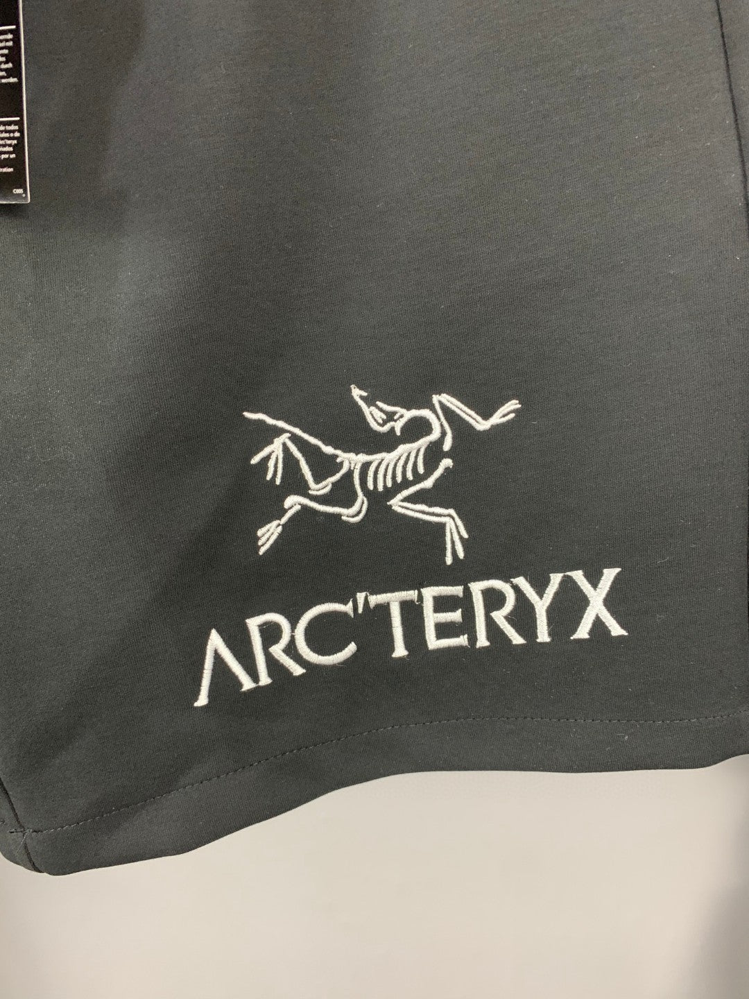 Pantaloncino Arcteryx - STORM OFFICIAL STORE