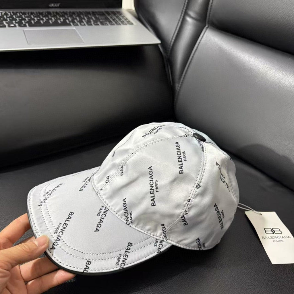 Cappellino Balenciaga - STORM OFFICIAL STORE