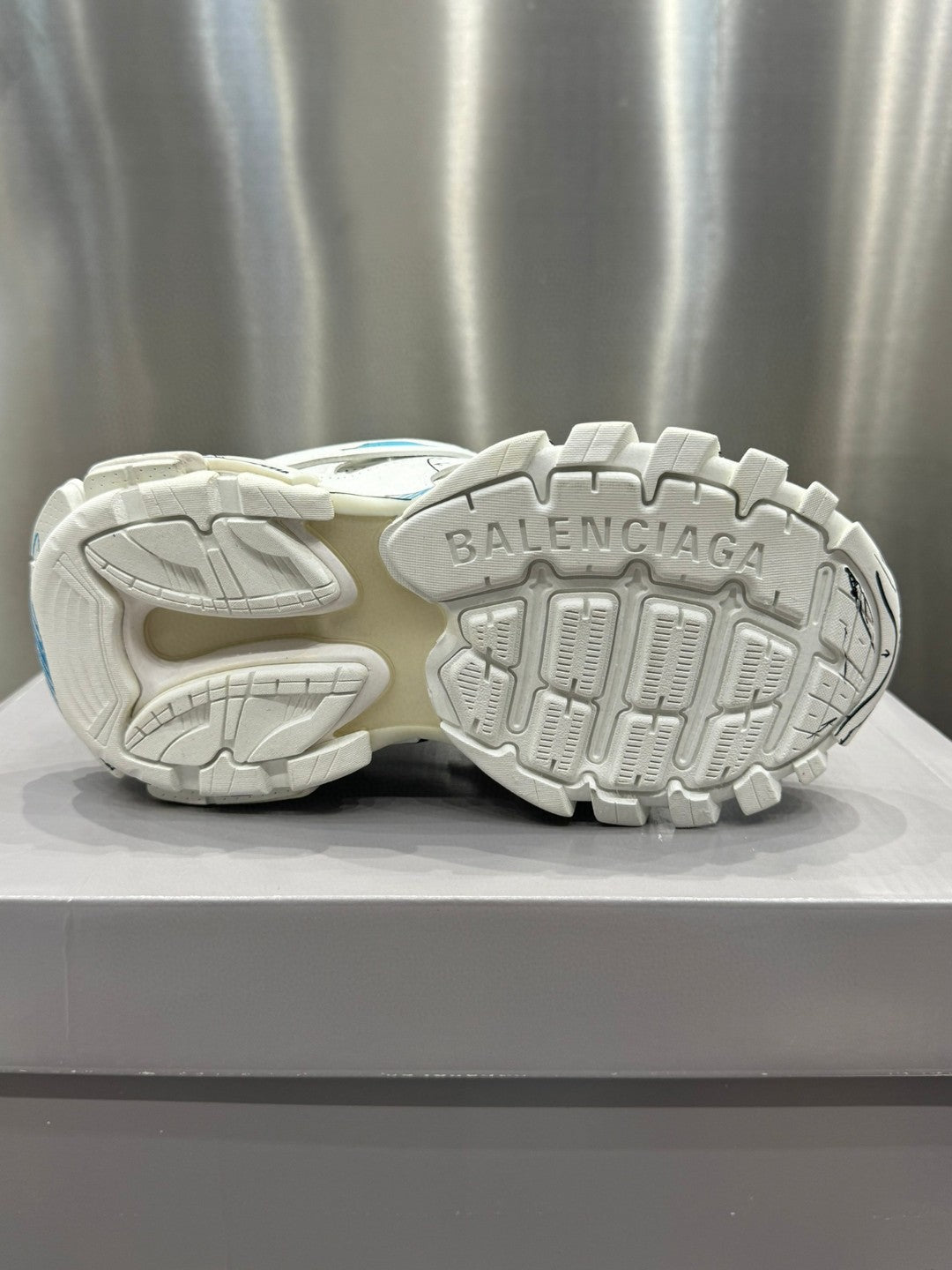 Balenciaga Track - STORM OFFICIAL STORE