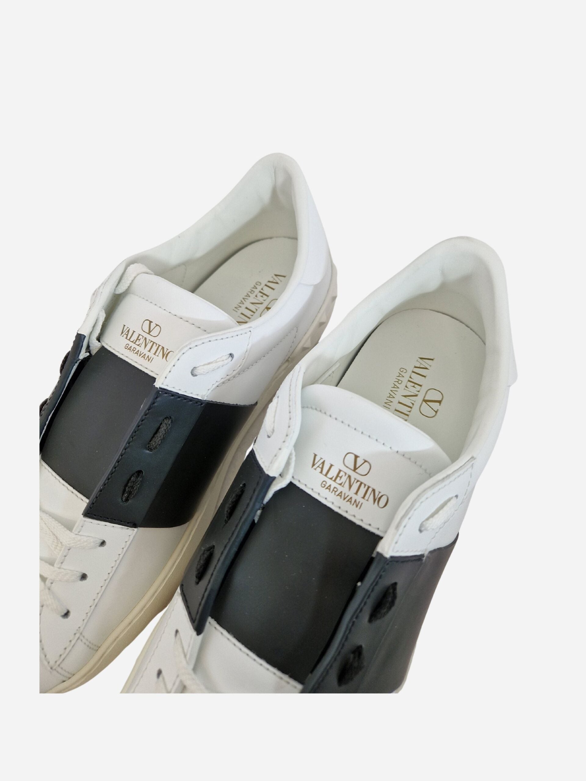 Valentino - STORM OFFICIAL STORE