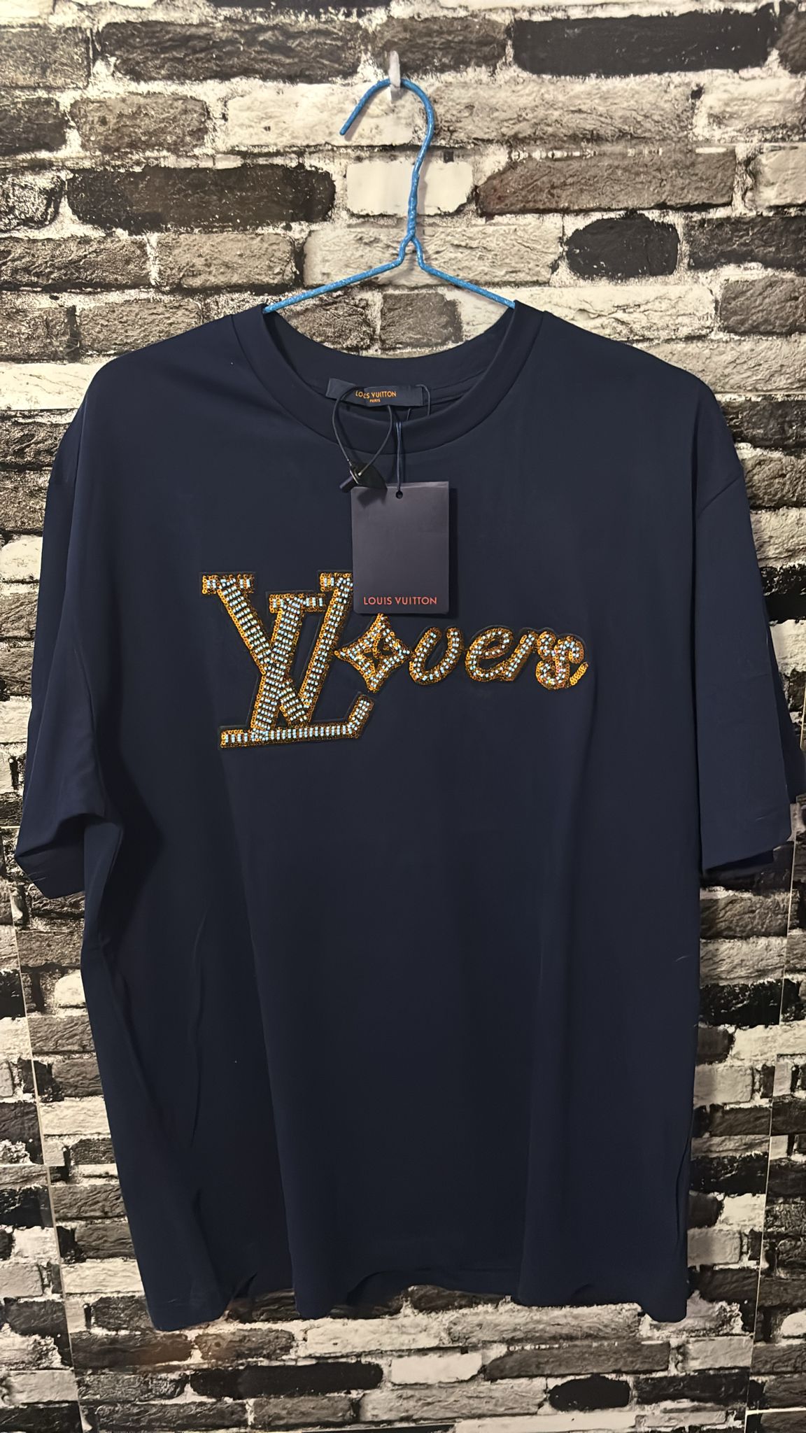 T-shirt LV - STORM OFFICIAL STORE