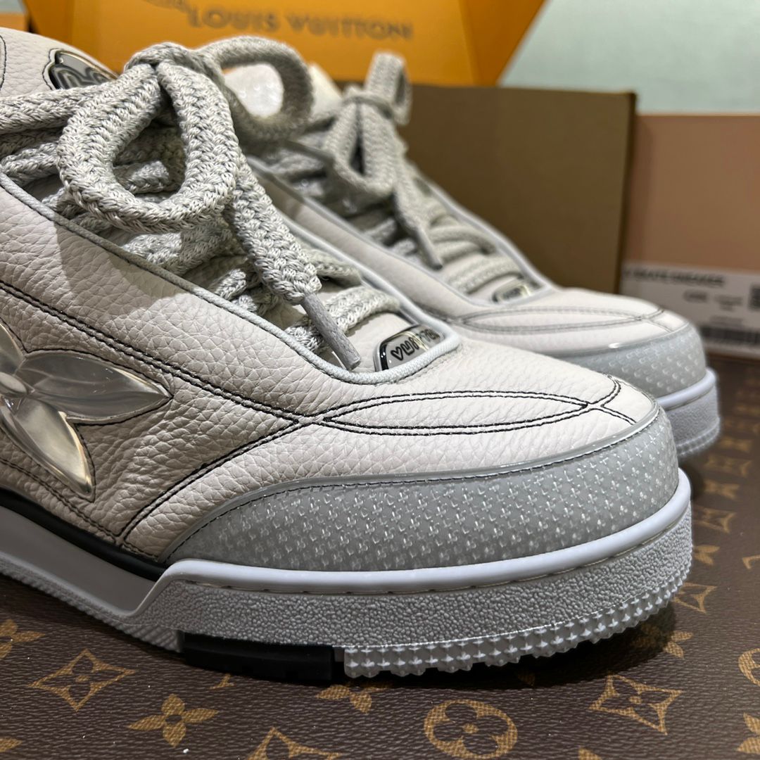 Sneakers LV - STORM OFFICIAL STORE